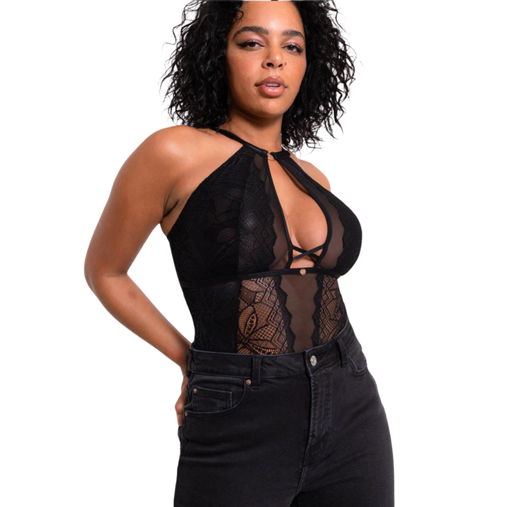 Stretch Lace Bodysuit for Plus Sizes in Black